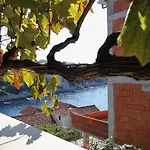 By The Sea Zavalatica, Korcula - 9315 Apartment *