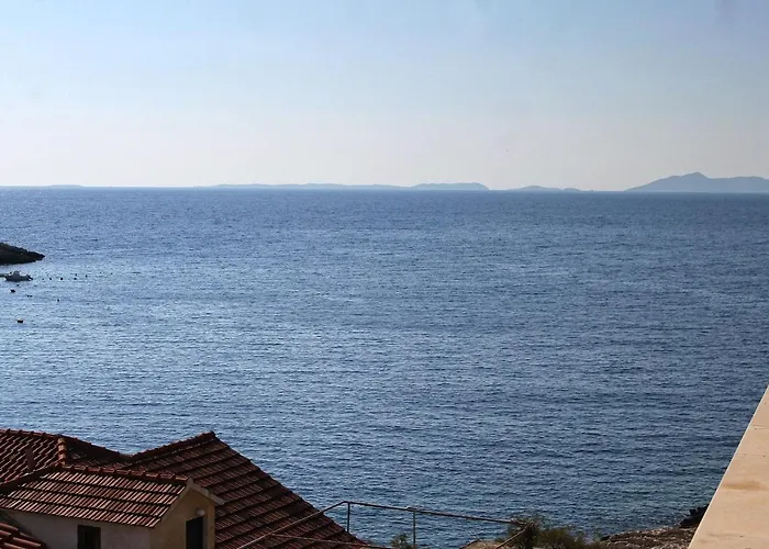 By The Sea Zavalatica, Korcula - 9315