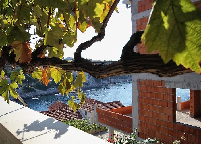 By The Sea Zavalatica, Korcula - 9315 아파트 *